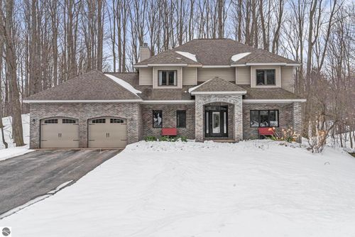 3378 Silver Farms Ln, Traverse City, MI, 49684-8974 | Card Image
