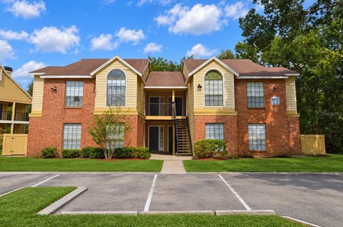 101-8617 Fancy Finch Dr, TAMPA, FL, 33614-2392 | Card Image
