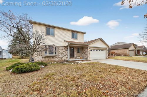 8895 Knolson Ave, Livonia, MI, 48150-3309 | Card Image