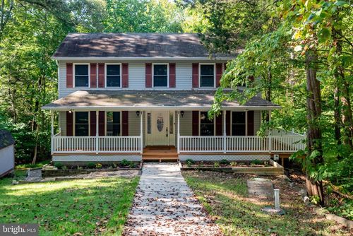 8413 Manor View Rd, LUSBY, MD, 20657-2056 | Card Image