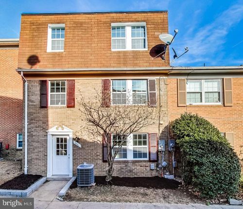 9841 Hagel Cir, LORTON, VA, 22079-4309 | Card Image