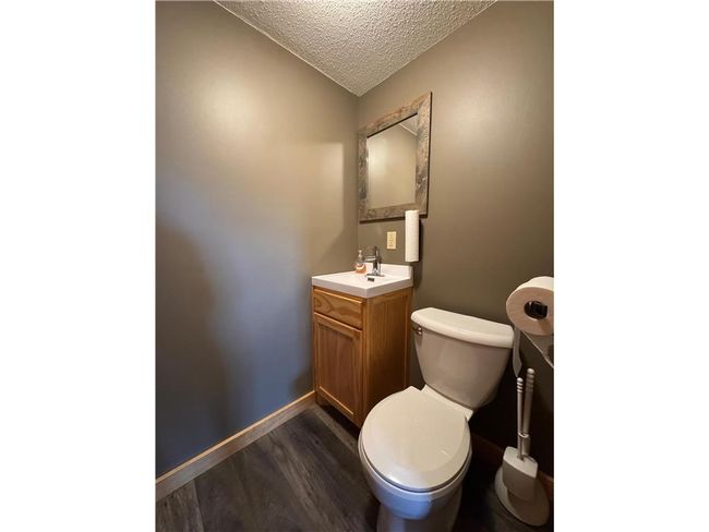 Commercial Space Bathroom | Image 17