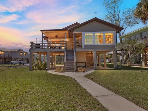 523 Se 909th Ave, Suwannee, FL, 32692 | Card Image