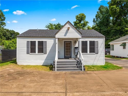 2911 Jackson St, Alexandria, LA, 71301-4742 | Card Image