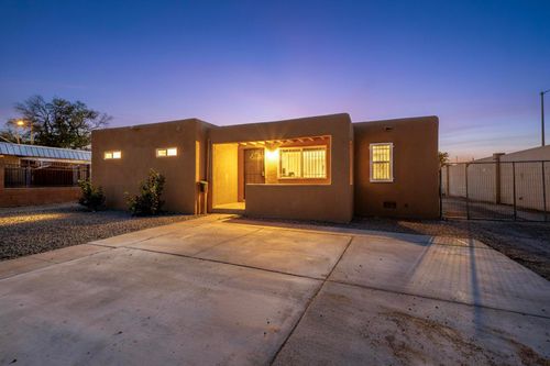 5304 Granite Avenue Ne, Albuquerque, NM, 87110 | Card Image