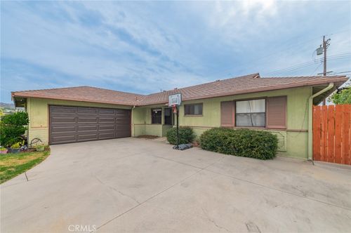 20532 Varsity Dr, Walnut, CA, 91789-1221 | Card Image