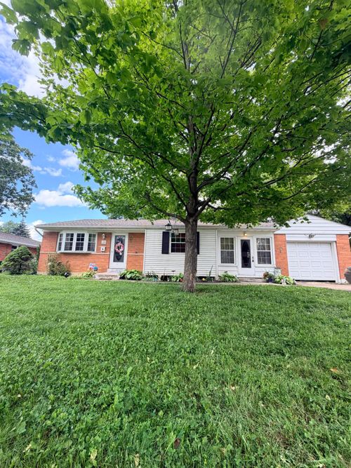 100 Inwood Rd, West Jefferson, OH, 43162-1064 | Card Image