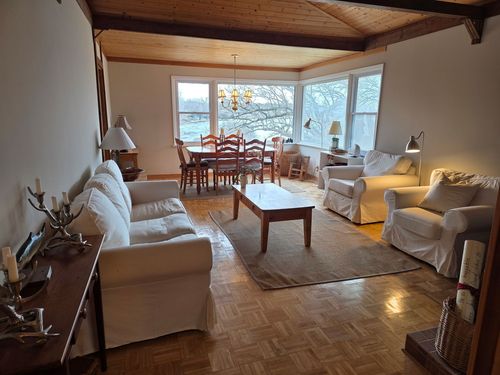 24927 W Forest Dr, Lake Villa, IL, 60046-5100 | Card Image