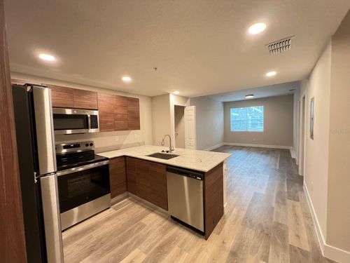 111-4424 S Texas Ave, ORLANDO, FL, 32839 | Card Image