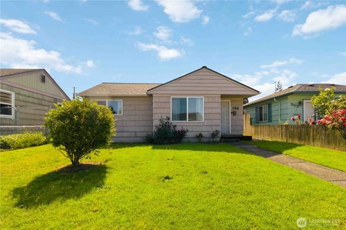 356 28th Ave, Longview, WA, 98632-1230 | Card Image