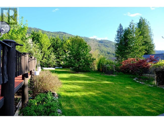 4061 Torry Rd, House other with 3 bedrooms, 2 bathrooms and 12 parking in Eagle Bay BC | Image 13
