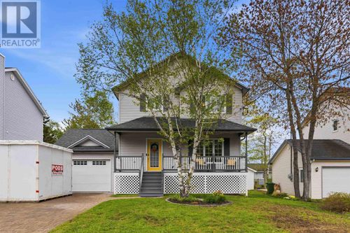 15 White Birch Lane, Dartmouth, NS, B2W6B4 | Card Image