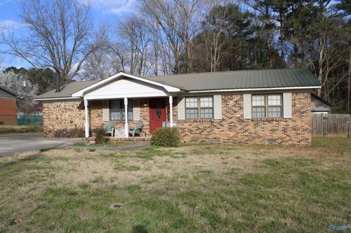 240 Hampton Rd Nw, Hartselle, AL, 35640-2114 | Card Image