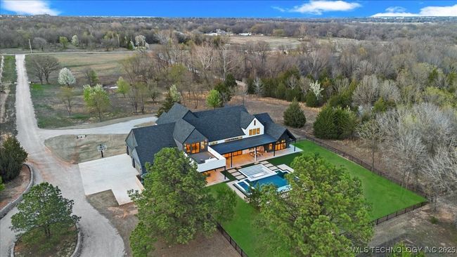 605 E Florence St, House other with 5 bedrooms, 5 bathrooms and null parking in Broken Arrow OK | Image 82