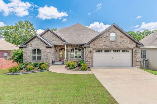 4 Trafalgar Cv, Little Rock, AR, 72210-3706 | Card Image