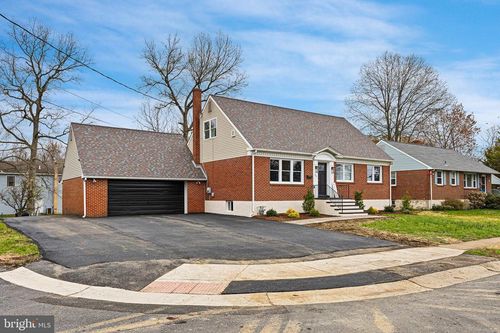 307 New York Ave, CLAYMONT, DE, 19703-1955 | Card Image