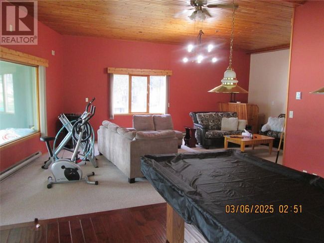 5305 Meadow Creek Cres, House other with 4 bedrooms, 3 bathrooms and 5 parking in Celista BC | Image 44