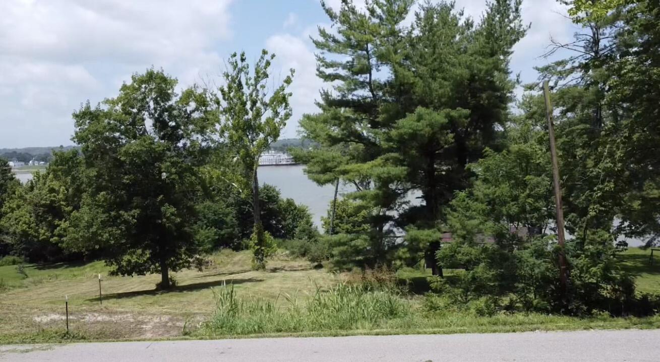 Land in Burlington 2