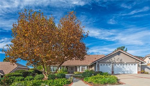 7143 Via Dicha, La Verne, CA, 91750 | Card Image