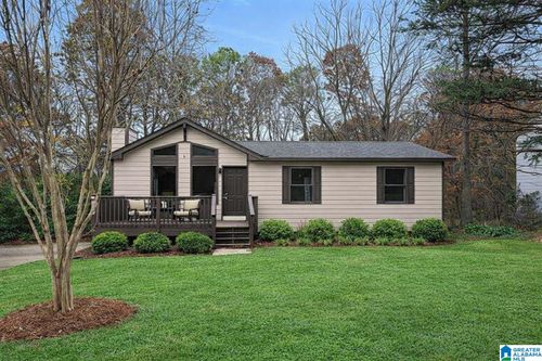 784 15th Ct Nw, BIRMINGHAM, AL, 35215-5990 | Card Image
