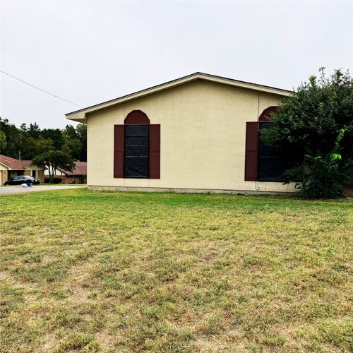 628 Taylor Ct, Duncanville, TX, 75137-2541 | Card Image