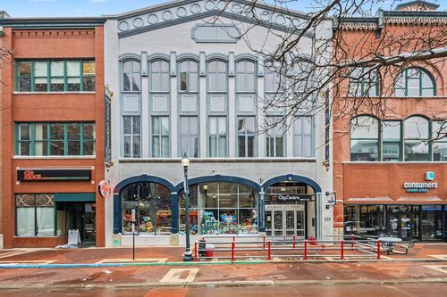 608-125 S Kalamazoo Mall, Kalamazoo, MI, 49007-4832 | Card Image