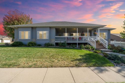 3700 S Mesquite Ave Avenue, Sioux Falls, SD, 57110 | Card Image