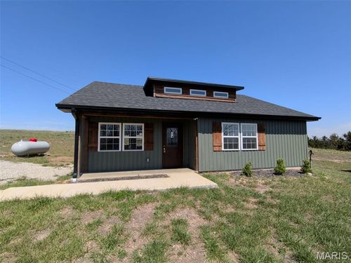 102 Lois Ct, Mansfield, MO, 65704-4214 | Card Image