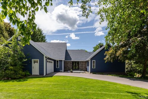 8220 Penstock Way, Manlius, NY, 13104-9491 | Card Image