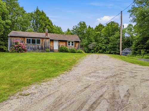 20 Lemon Ln, Freeport, ME, 04032-5821 | Card Image