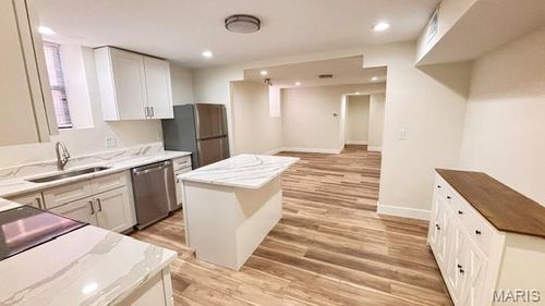 lower-level-3656 Shaw Blvd, Saint Louis, MO, 63110-3746 | Card Image