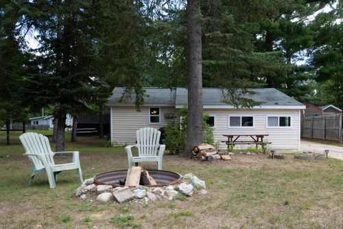 410 Silver Lake Drive, Clare, MI, 48632 | Card Image
