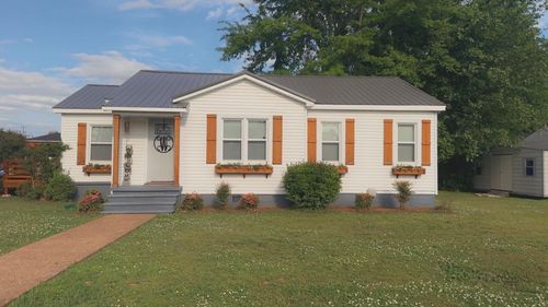 1200 E 1st St, Tuscumbia, AL, 35674-1604 | Card Image