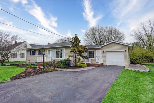 107 East St, Honeoye Falls, NY, 14472-1209 | Card Image