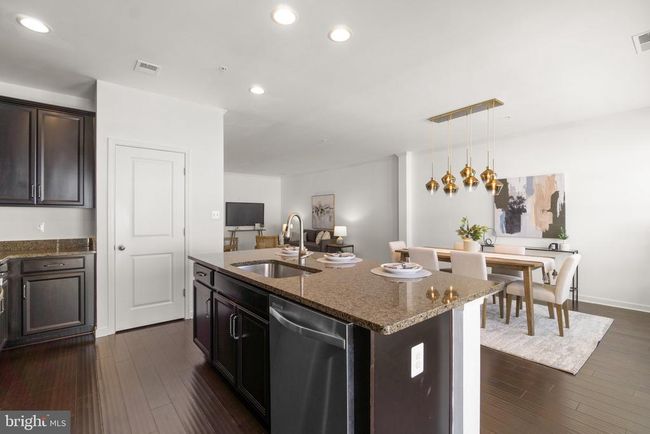 B - 665 E Church St, Townhouse with 3 bedrooms, 3 bathrooms and null parking in FREDERICK MD | Image 15