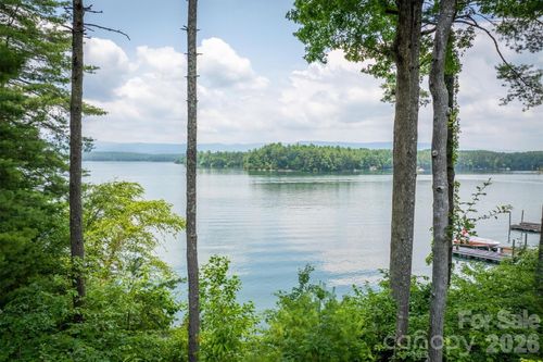 5162 Beech Bluff Dr, Morganton, NC, 28655-6033 | Card Image