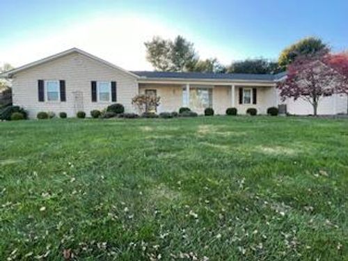 31 Casa Landa Way, Winchester, KY, 40391-8712 | Card Image
