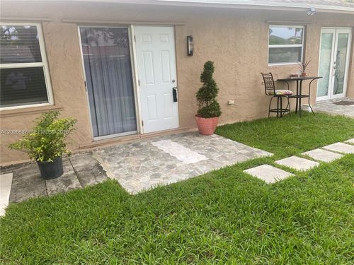 0-8310 Nw 47th St, Lauderhill, FL, 33351-5535 | Card Image