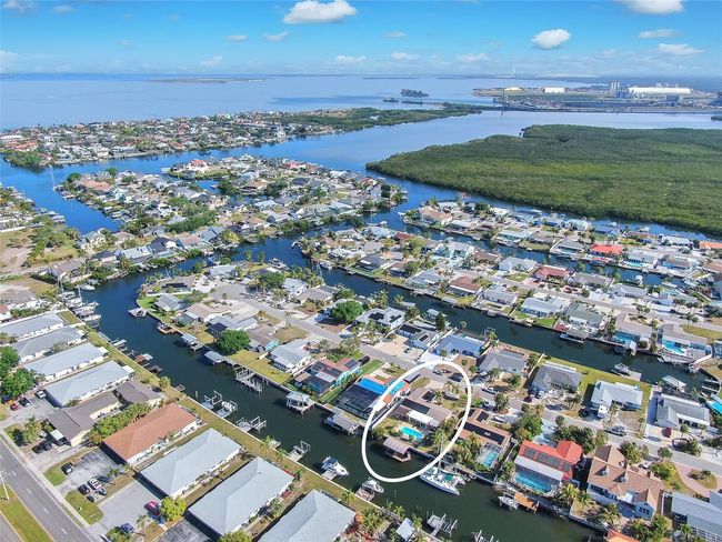 1012 Spindle Palm Way, House other with 3 bedrooms, 2 bathrooms and null parking in APOLLO BEACH FL | Image 42