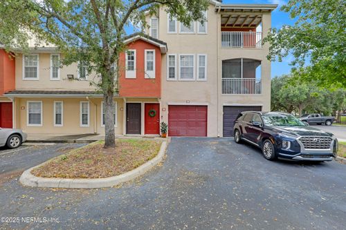 812-10075 Gate Pkwy N, Jacksonville, FL, 32246-4418 | Card Image