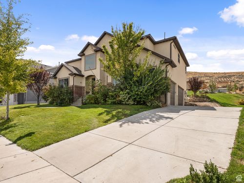 1982 E Pine Cone Rd, Eagle Mountain, UT, 84005-5742 | Card Image