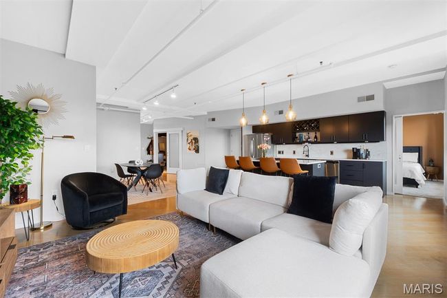 APT-1504 - 915 Olive St, Condo with 2 bedrooms, 2 bathrooms and 1 parking in Saint Louis MO | Image 12