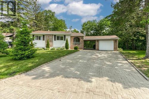 174 Patricia St, Lively, ON, P3Y1A1 | Card Image