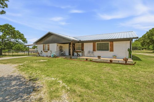 352 Seaberry Loop, Graham, TX, 76450-6247 | Card Image