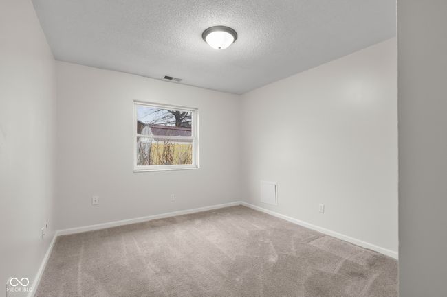 2770 Two Worlds Dr, Condo with 2 bedrooms, 2 bathrooms and null parking in Columbus IN | Image 32