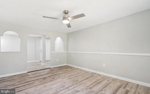 a-526 Wilson Bridge Dr, OXON HILL, MD, 20745-1862 | Card Image