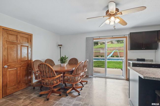 21704 283 Rd Ave, House other with 4 bedrooms, 3 bathrooms and null parking in Le Claire IA | Image 29