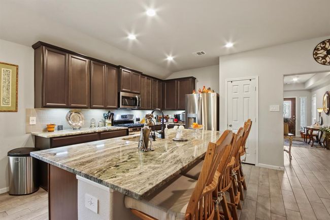 914 Golden Willow Ln, House other with 4 bedrooms, 3 bathrooms and 2 parking in Conroe TX | Image 12