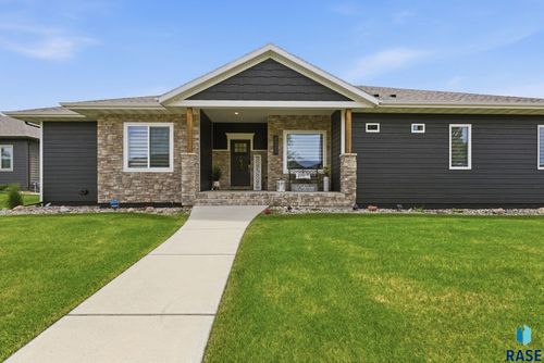 1325 W Waterstone Dr, Sioux Falls, SD, 57108-3365 | Card Image
