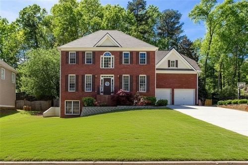 665 Braidwood Dr Nw, Acworth, GA, 30101-3527 | Card Image